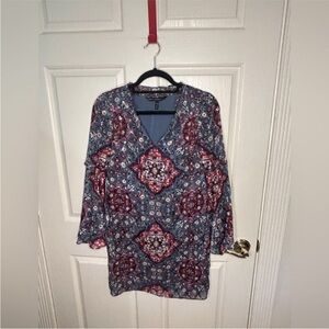 Floral V-Neck Women's Top - Blue and Red